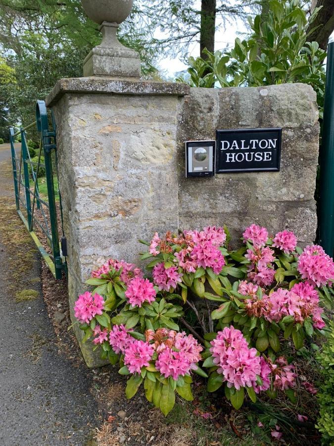Dalton House Bed And Breakfast Buitenkant foto